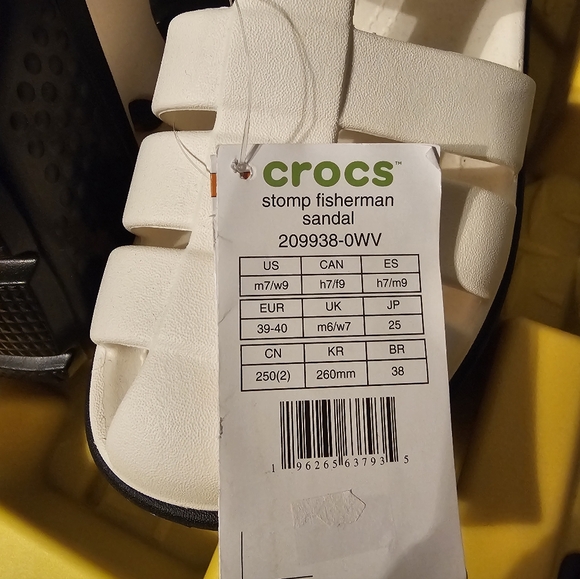 ​🔥 RARE GEM! Black and White Stomp Fisherman Platform Crocs - Picture 7 of 7